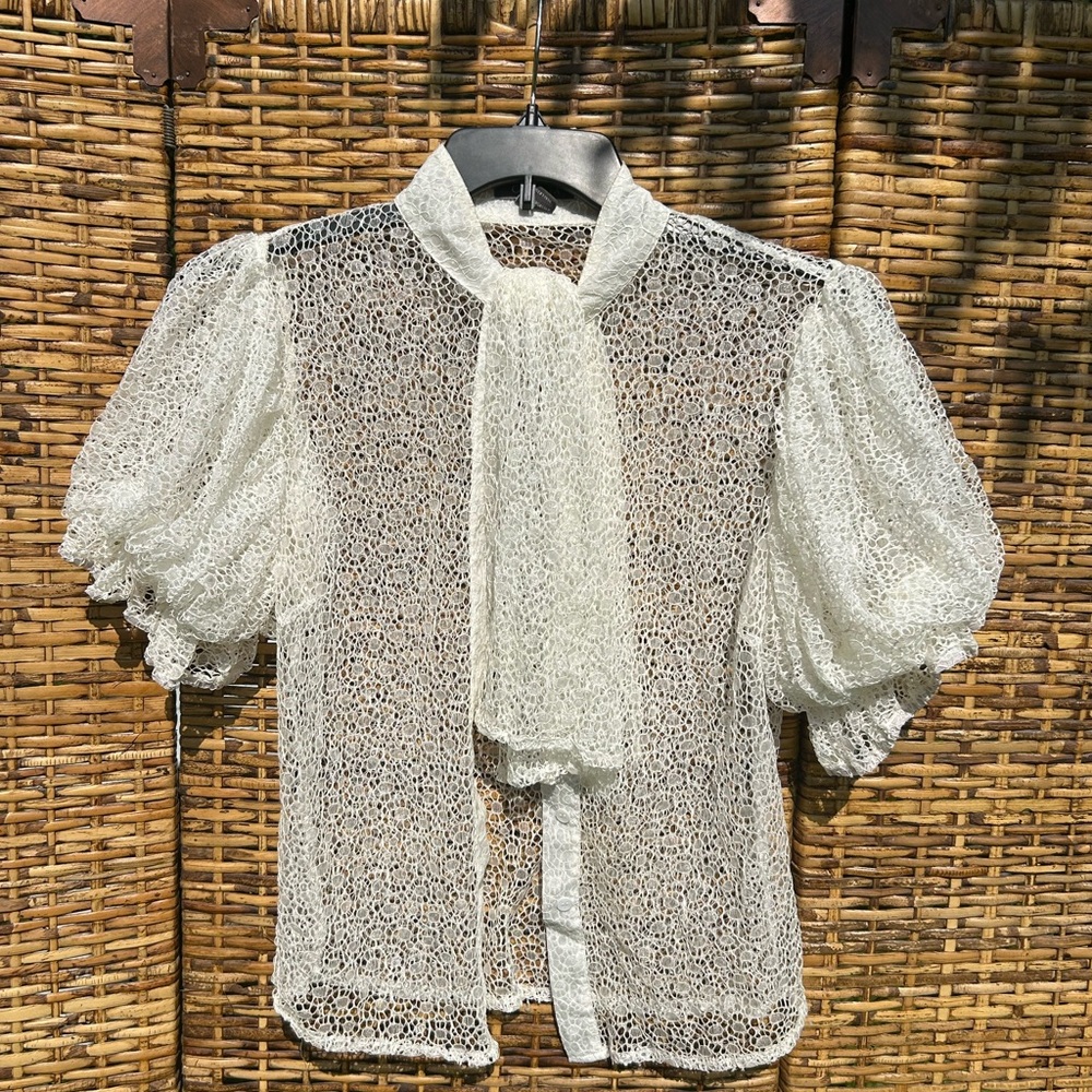 Gracia White Puff Sleeve Blouse with Tie Front